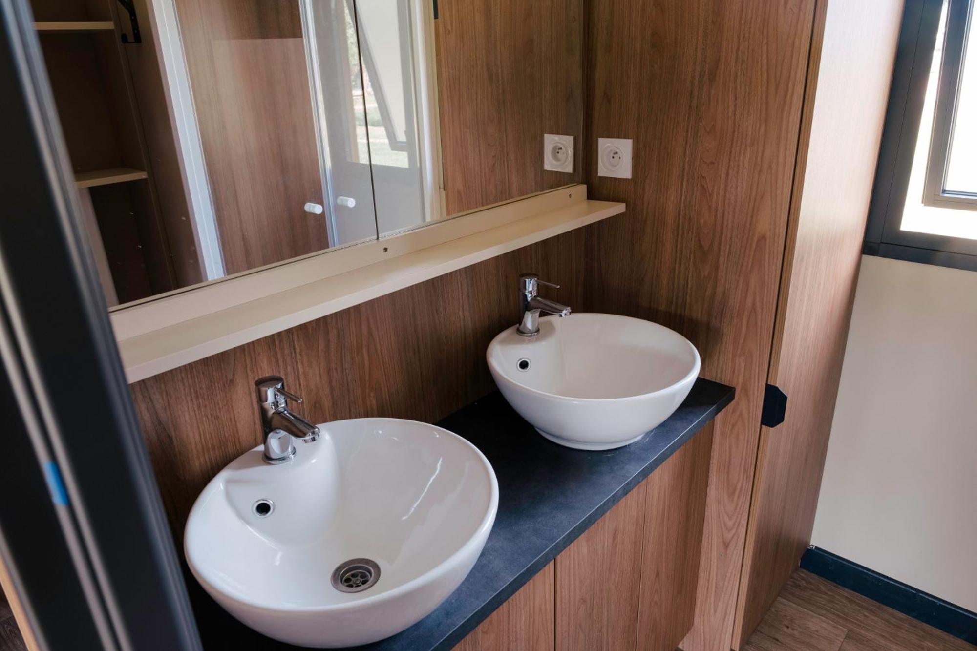 Huttopia Lac De Serre-Poncon Le Lautaret Habitación foto